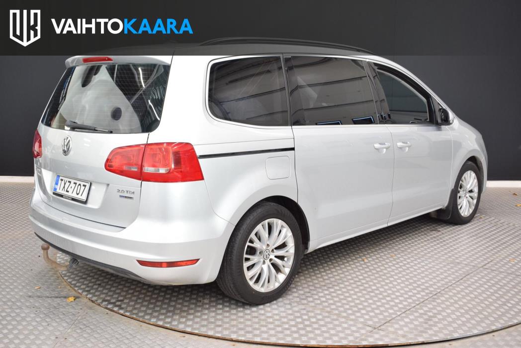 VOLKSWAGEN Sharan 2012