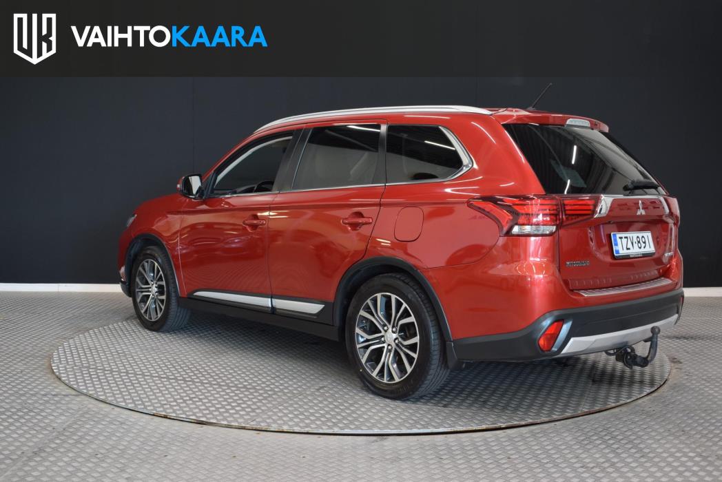 MITSUBISHI Outlander 2015