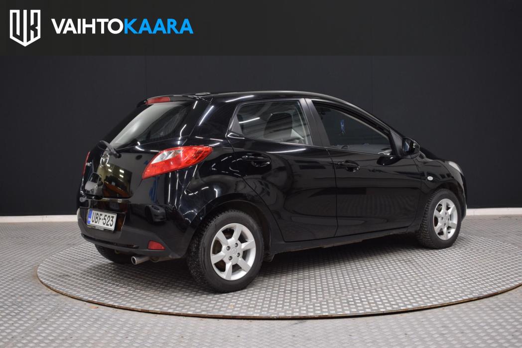 MAZDA 2 2009