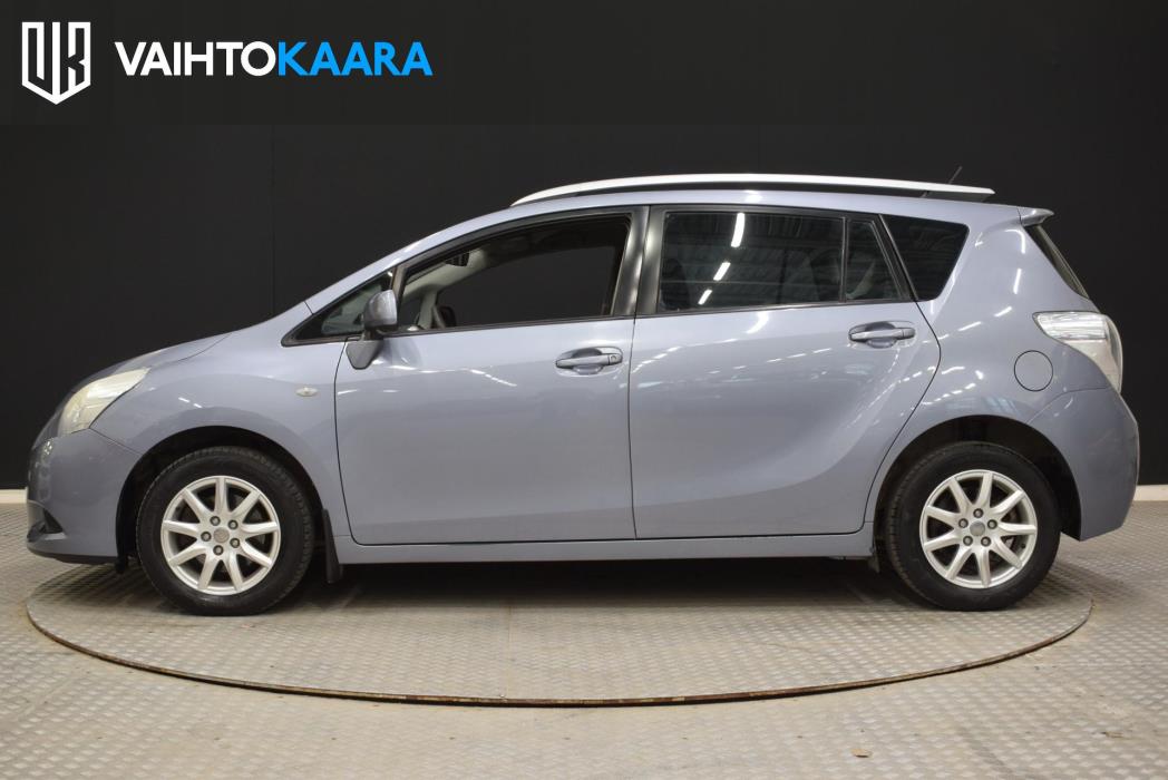 TOYOTA Verso 2012