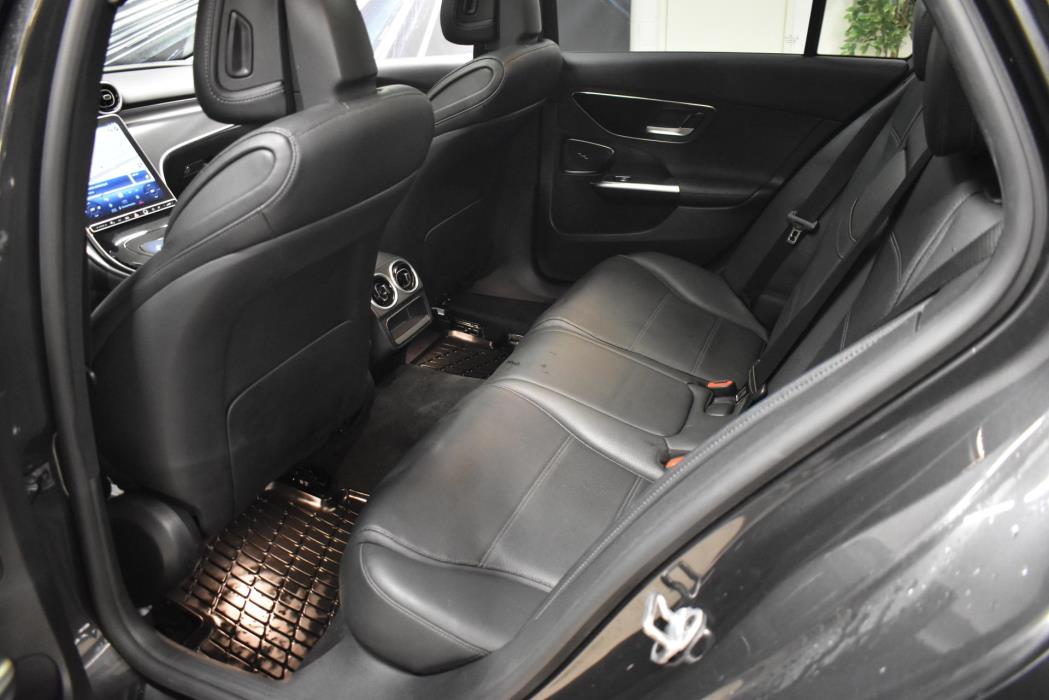 MERCEDES-BENZ C 2022