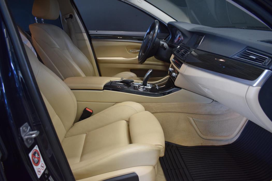 BMW 518 2015