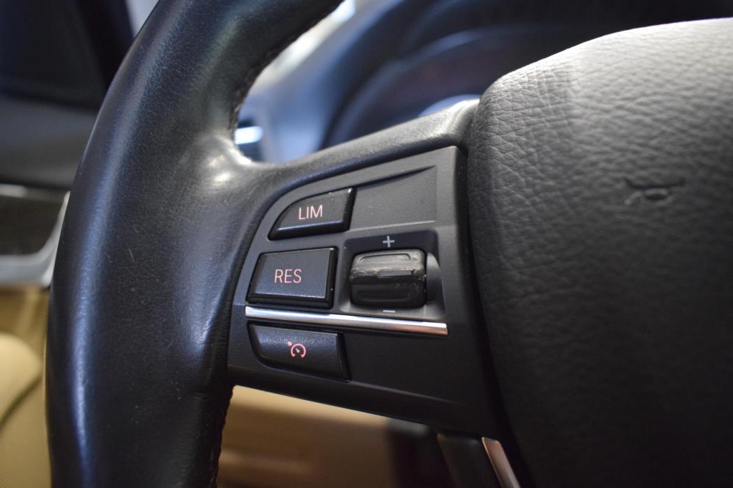 BMW 518 2015