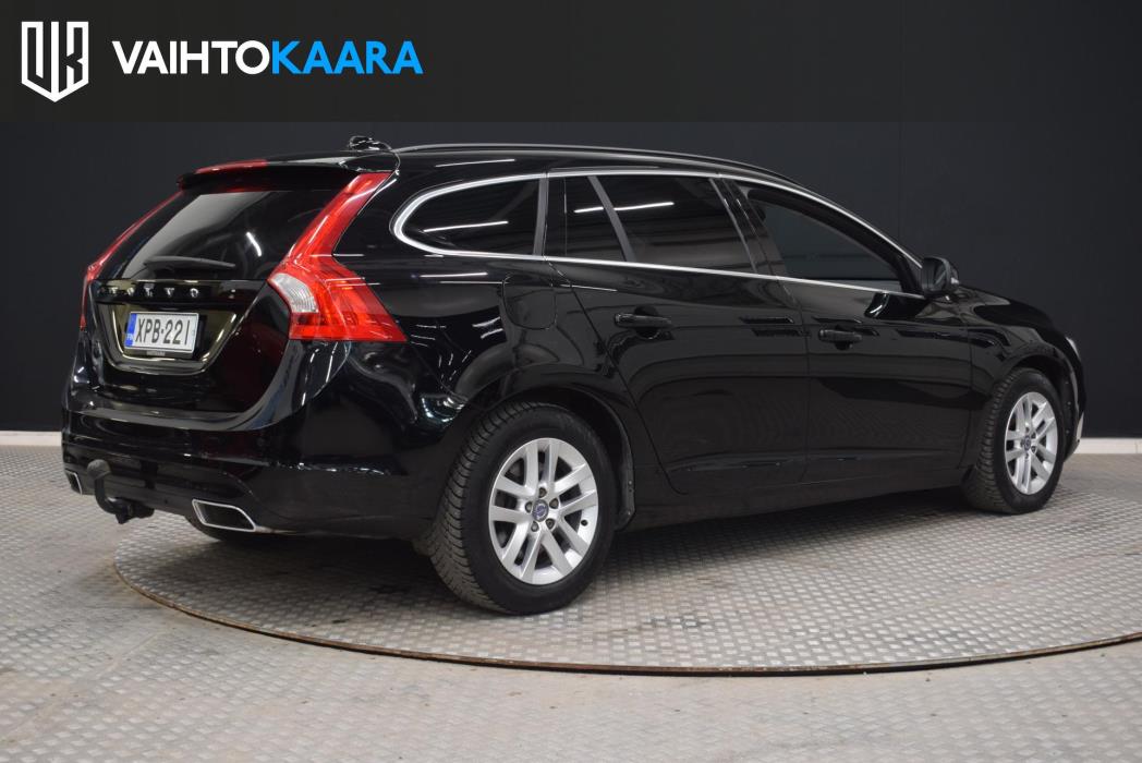 VOLVO V60 2017
