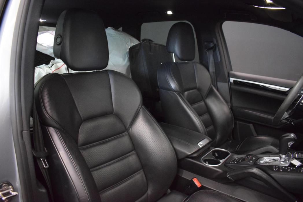 PORSCHE Cayenne 2015