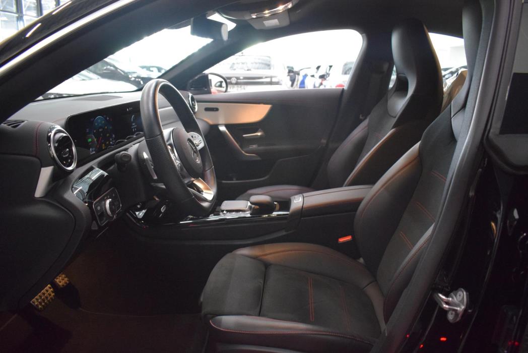 MERCEDES-BENZ CLA 2023