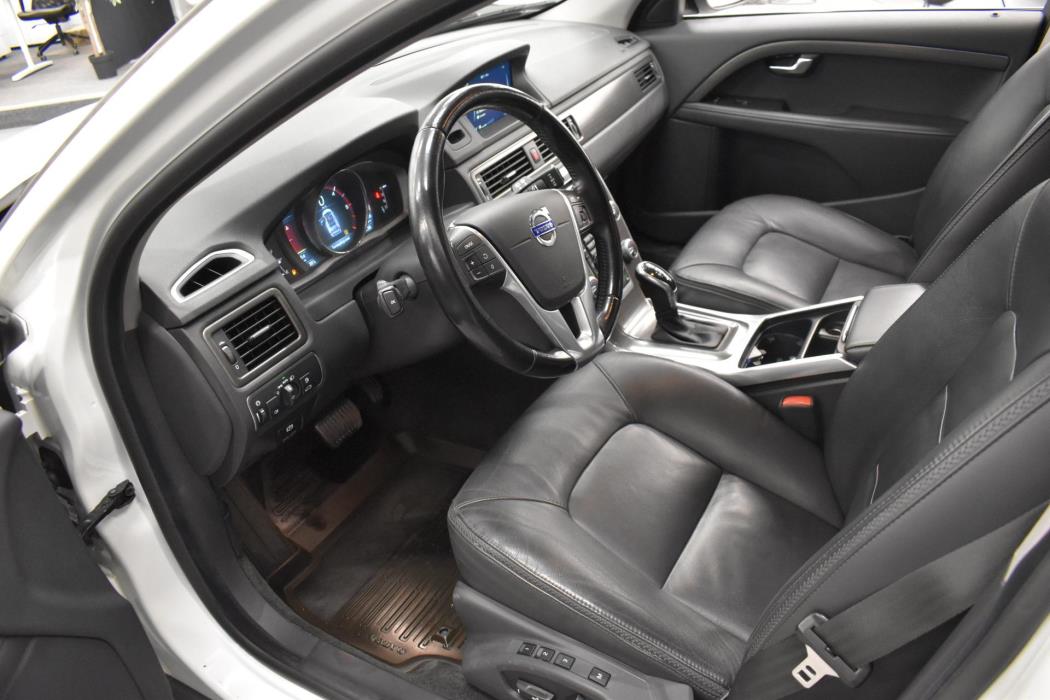 VOLVO XC70 2014