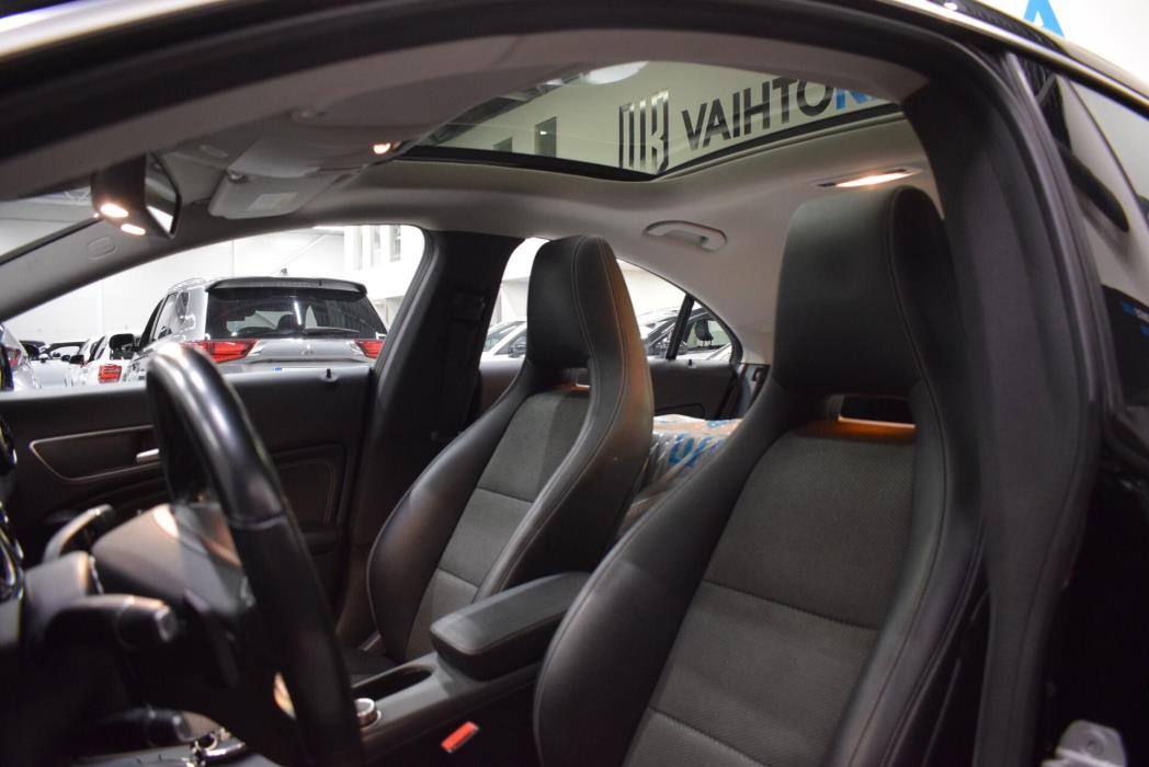 MERCEDES-BENZ CLA 2015