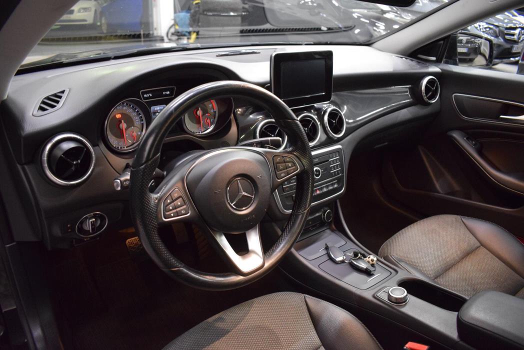 MERCEDES-BENZ CLA 2015