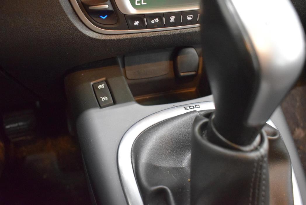 RENAULT Grand Scenic 2013