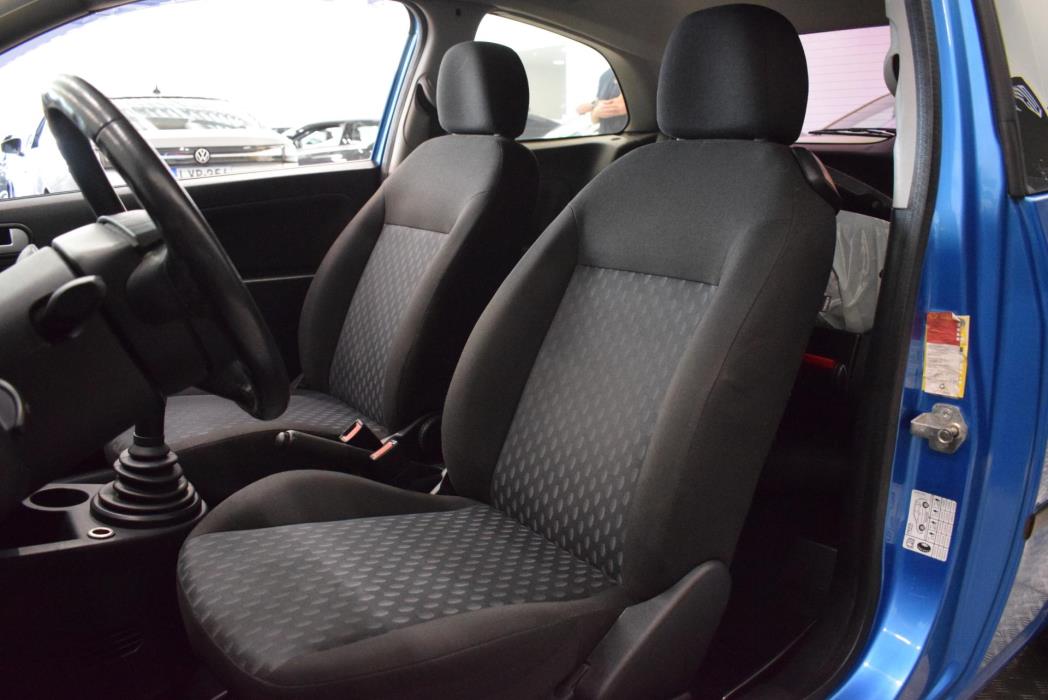 FORD Fiesta 2004