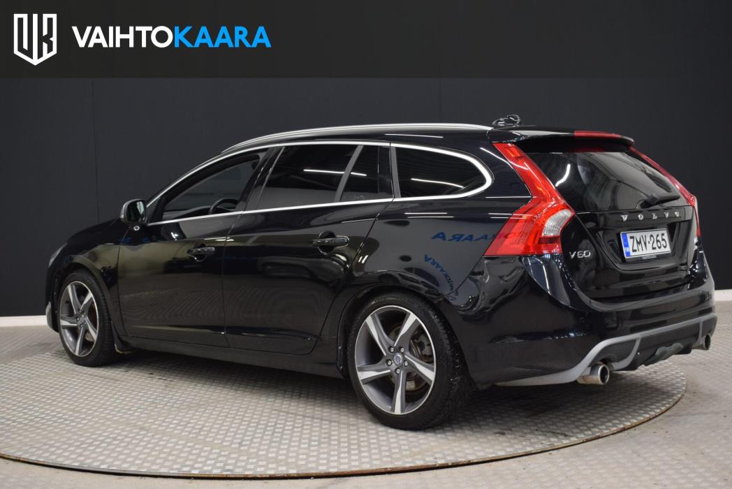 VOLVO V60 2011