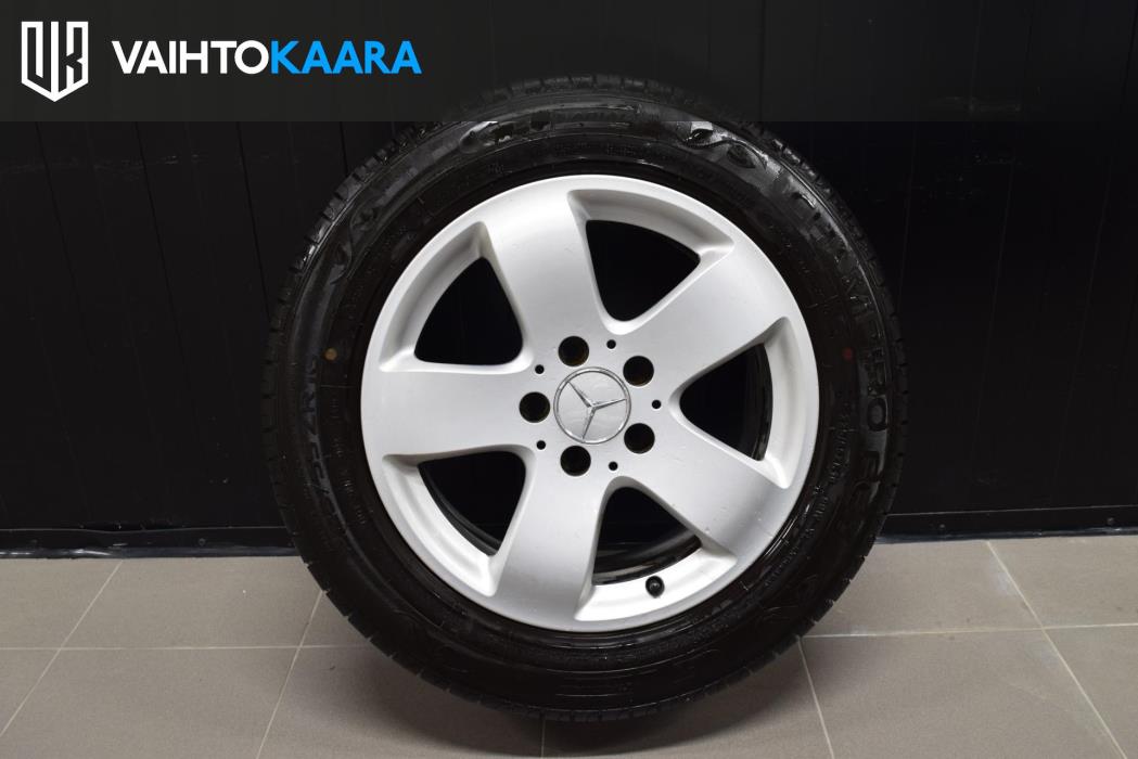 MERCEDES-BENZ E 2003