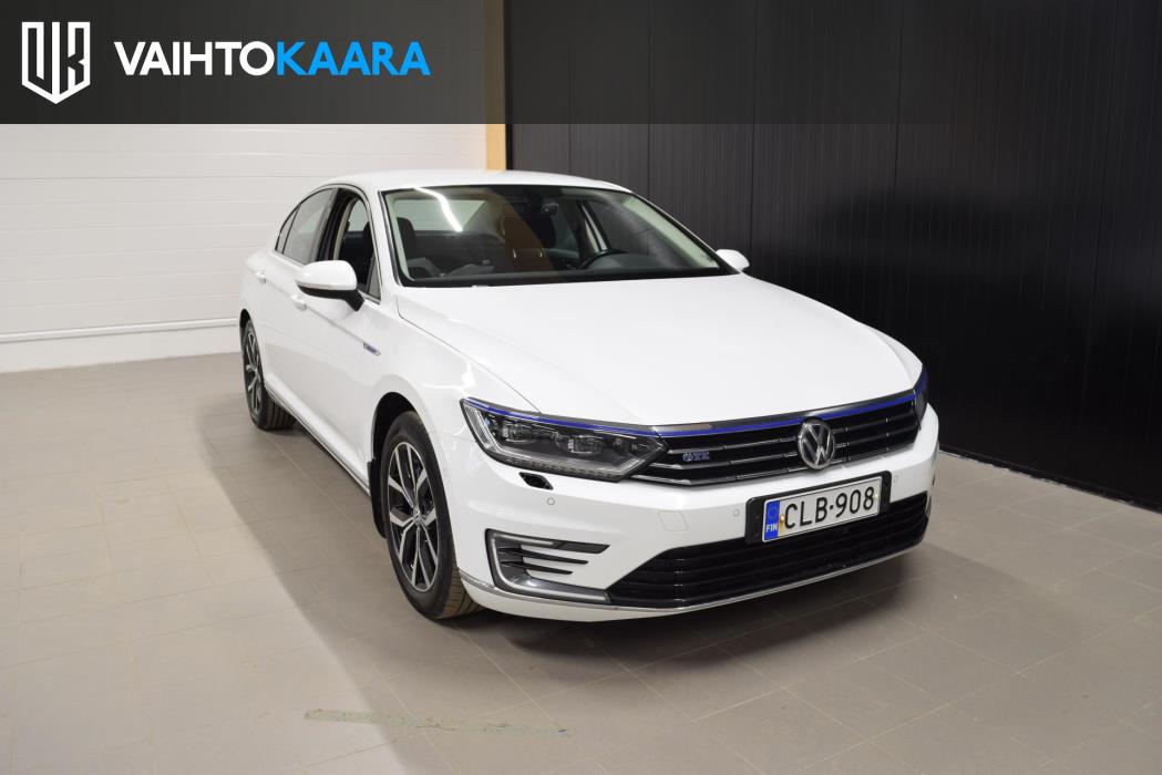 VOLKSWAGEN Passat 2018