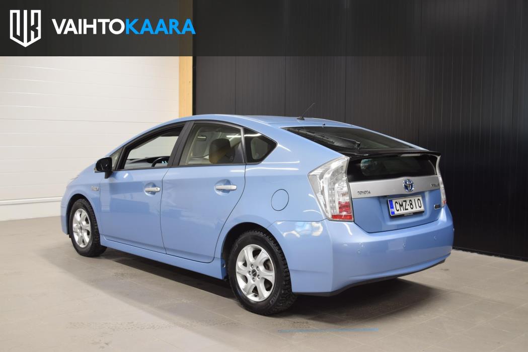 TOYOTA Prius Plug-in Hybrid 2013
