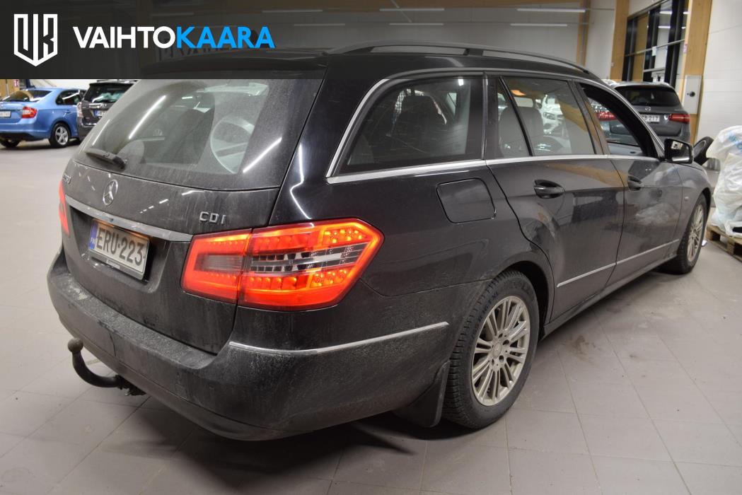 MERCEDES-BENZ e 2011