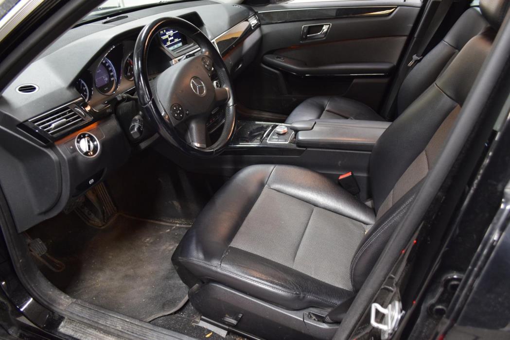 MERCEDES-BENZ e 2011