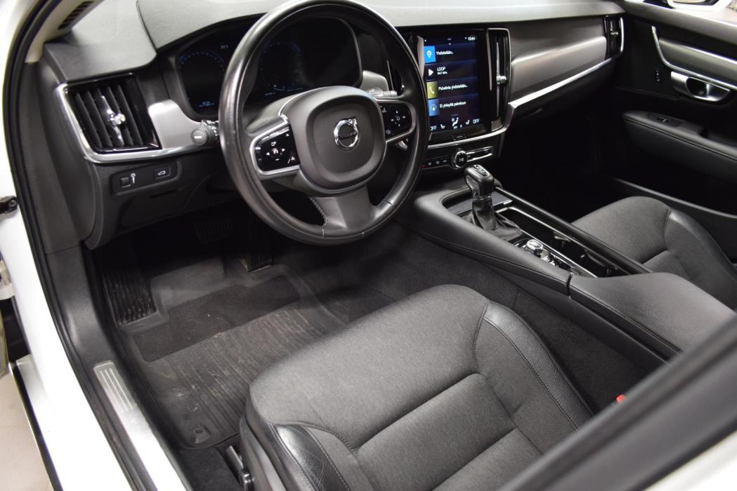 VOLVO V90 2020