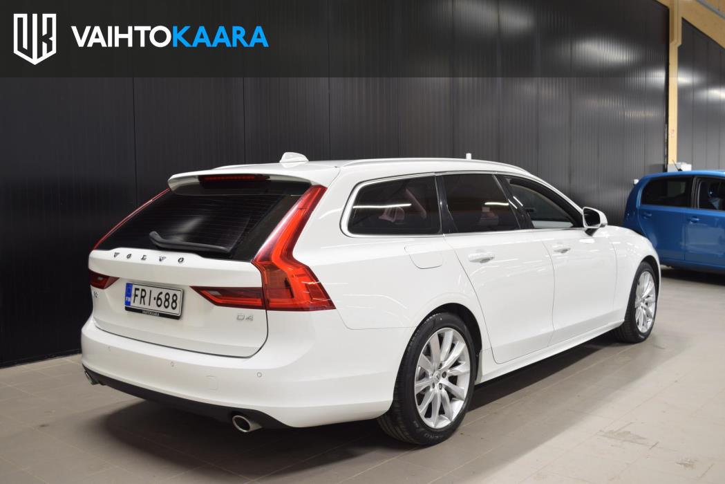 VOLVO V90 2020