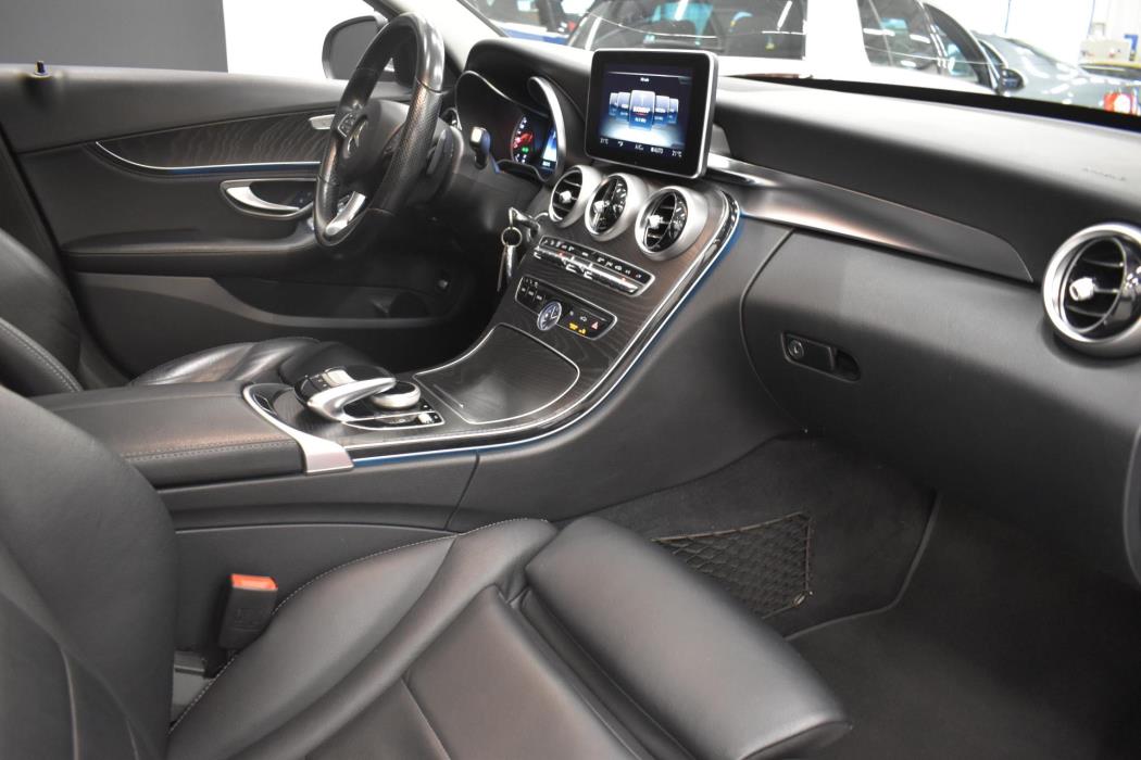 MERCEDES-BENZ C 2015