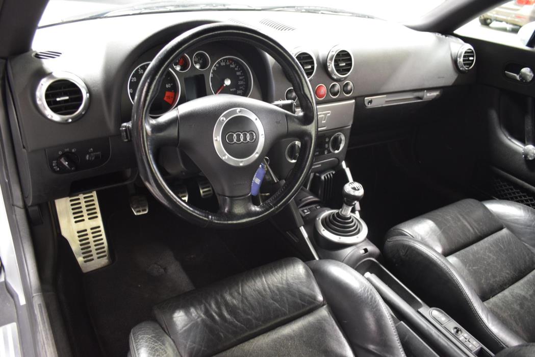 AUDI TT 2001