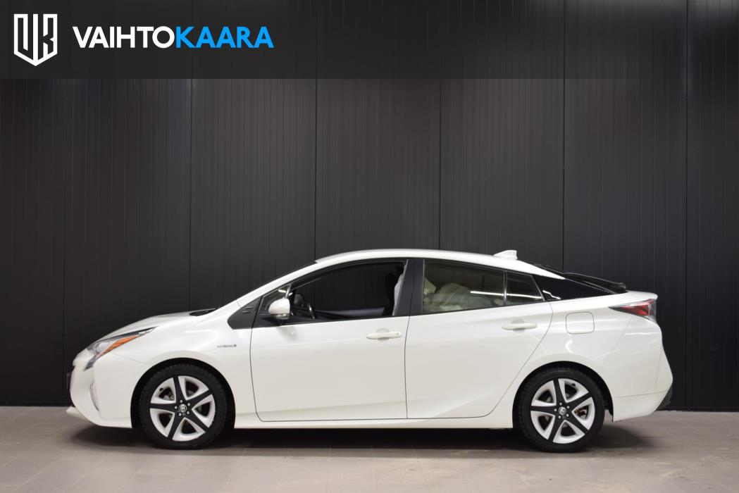 TOYOTA Prius 2016