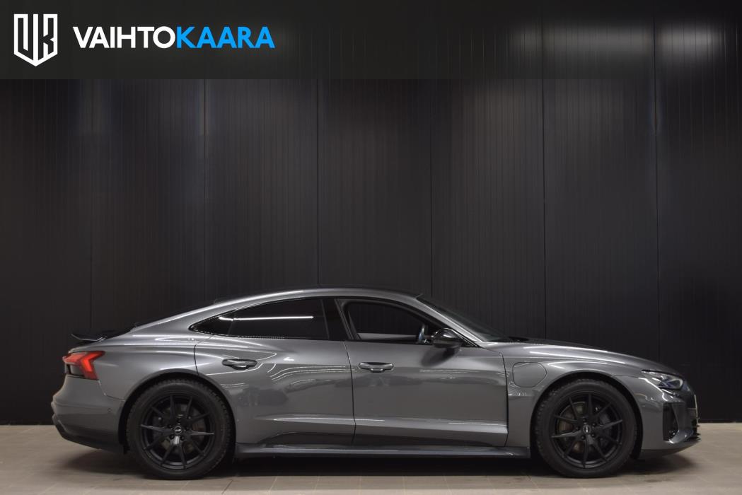AUDI e-tron GT 2022