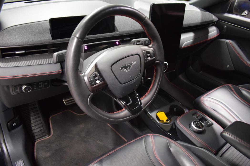 FORD Mustang Mach-E 2022