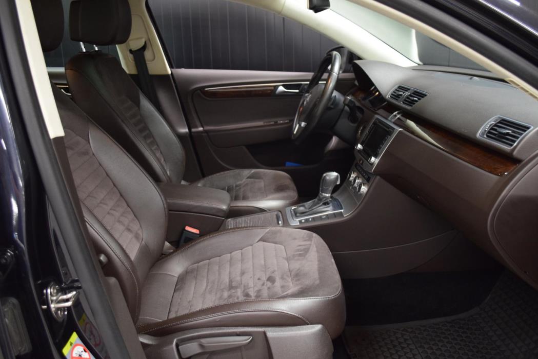 VOLKSWAGEN Passat 2014