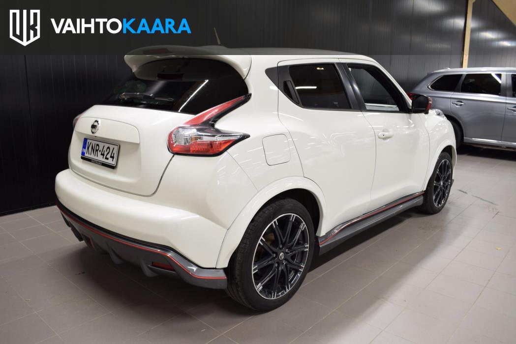 NISSAN Juke 2016