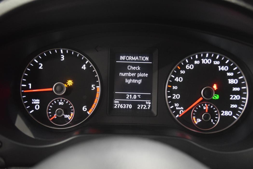 VOLKSWAGEN Jetta 2012
