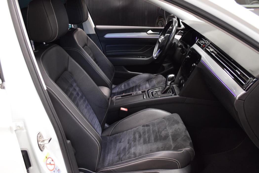 VOLKSWAGEN Passat 2020