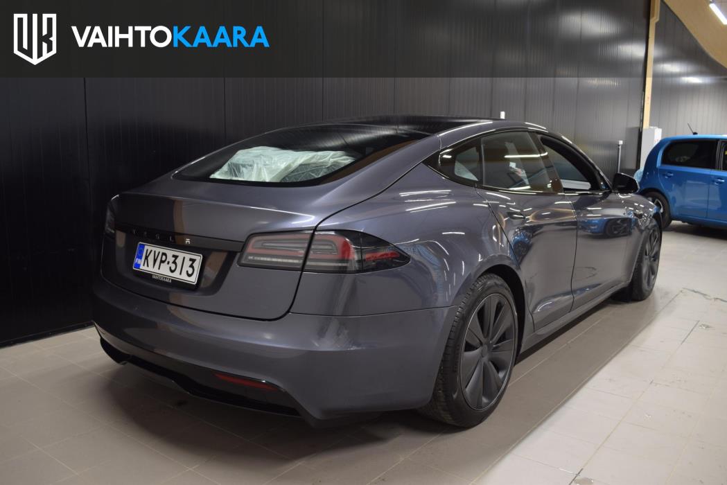 TESLA Model S 2023