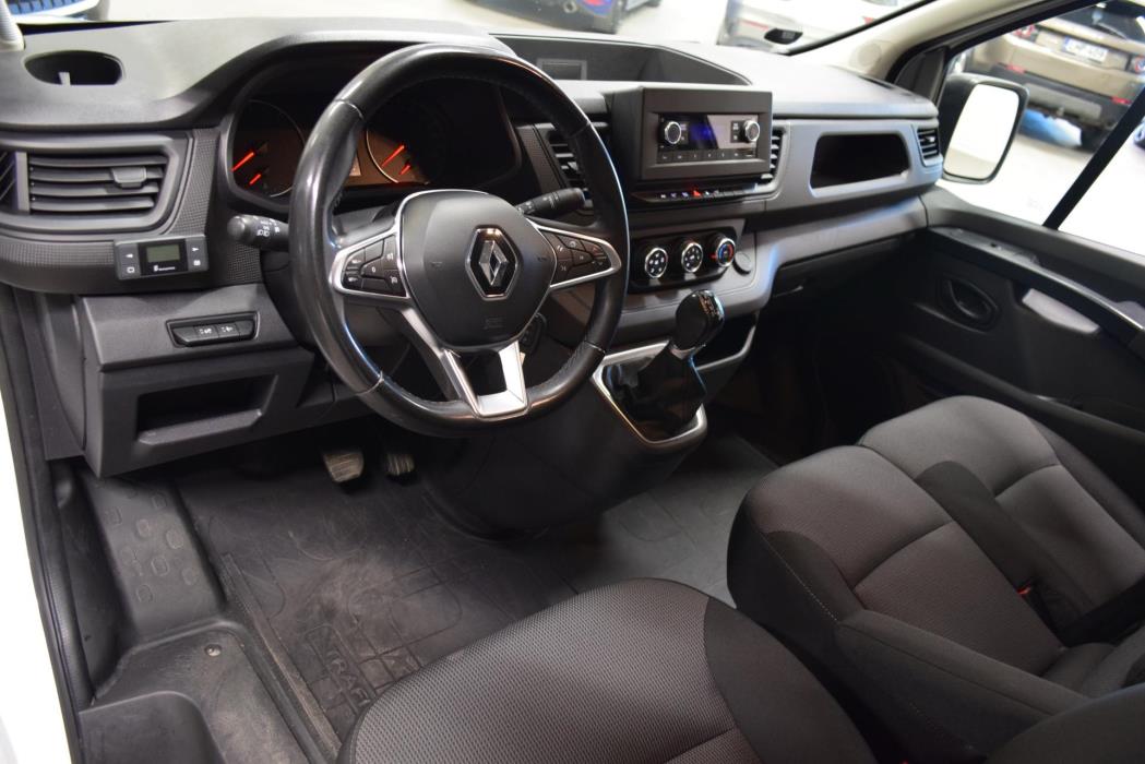 RENAULT Trafic 2023