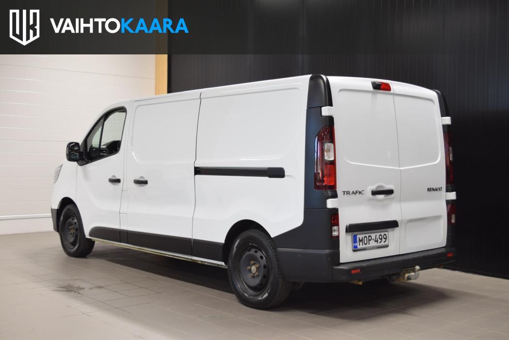 RENAULT Trafic 2023