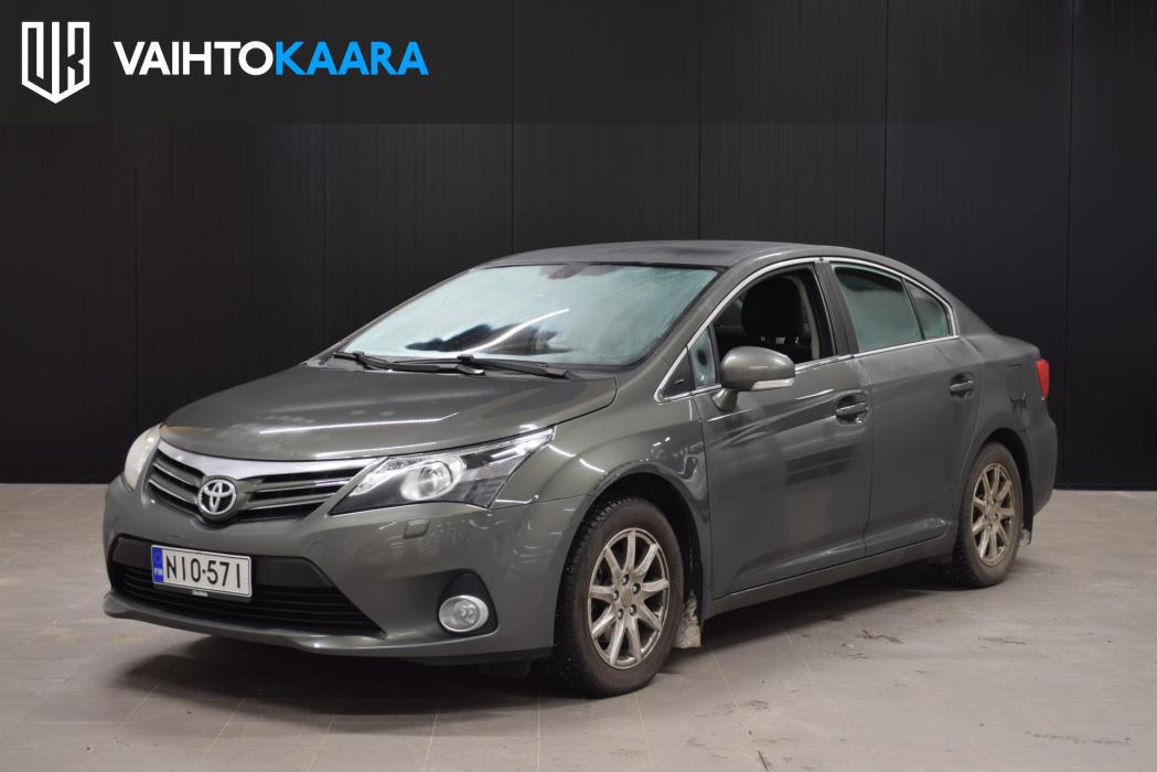 TOYOTA Avensis 2012