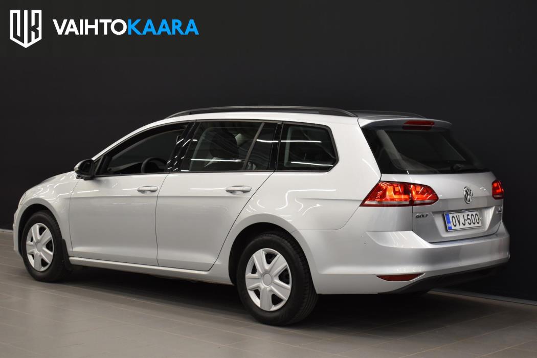 VOLKSWAGEN Golf 2016