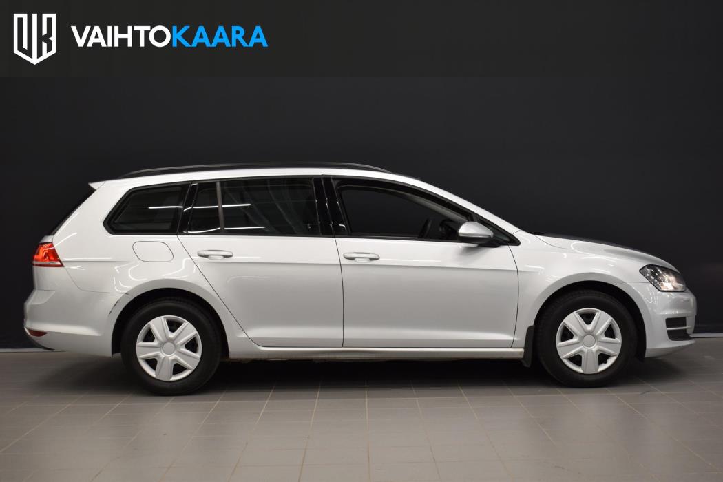 VOLKSWAGEN Golf 2016