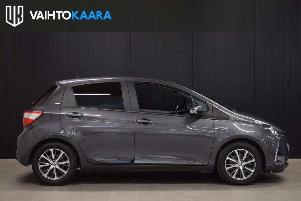 TOYOTA Yaris 2020
