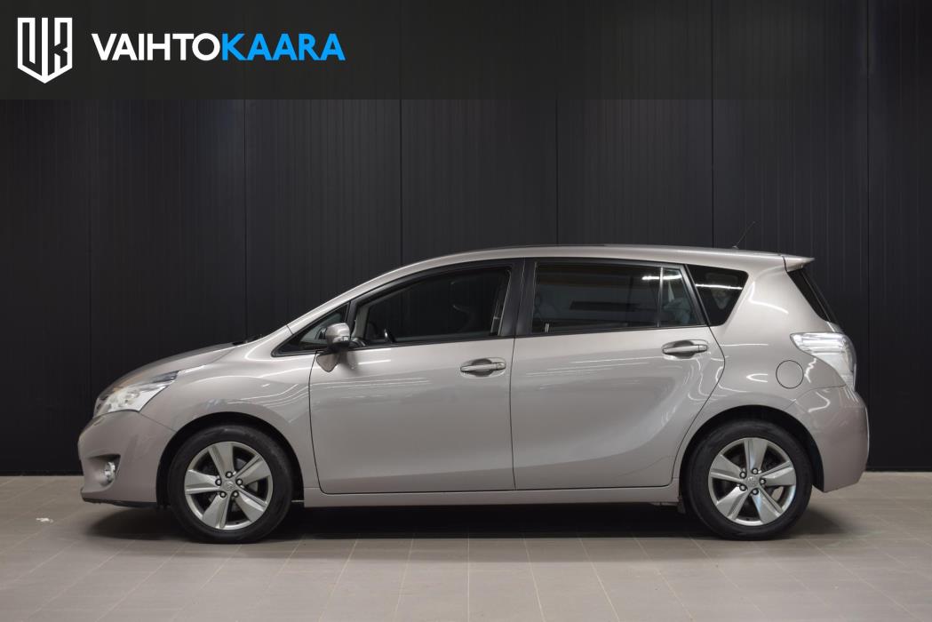 TOYOTA Verso 2015