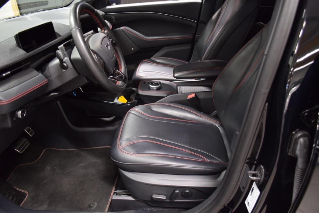 FORD Mustang Mach-E 2022