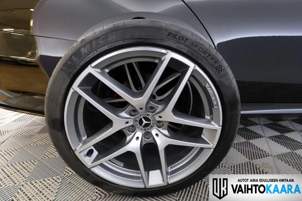 MERCEDES-BENZ E 2018