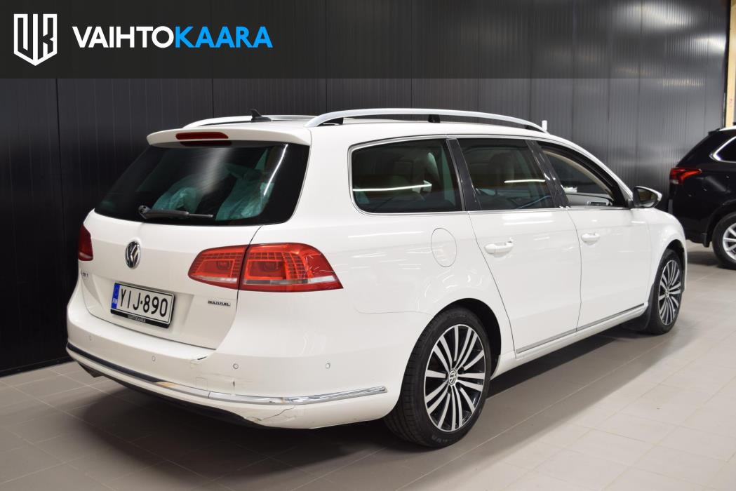 VOLKSWAGEN Passat 2013