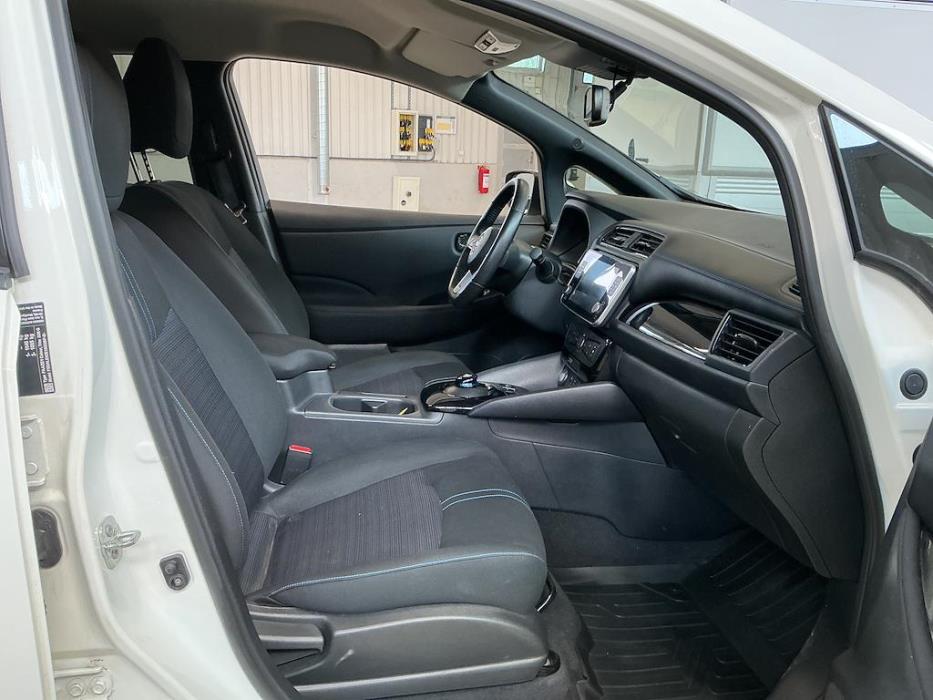 NISSAN Leaf 2023