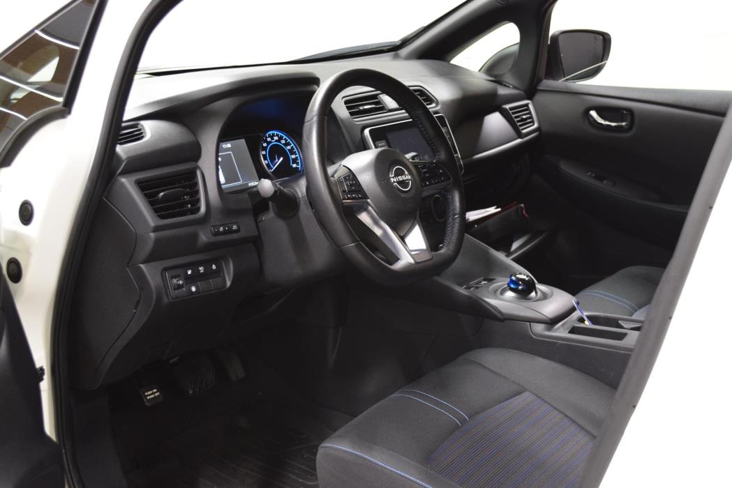 NISSAN Leaf 2022