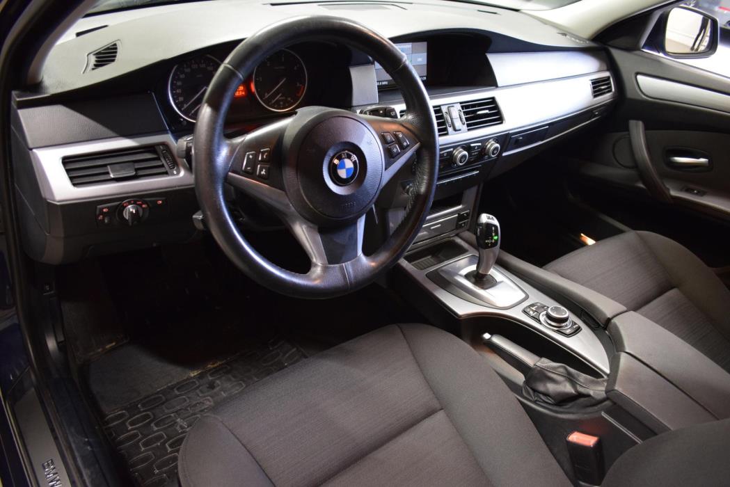 BMW 520 2009