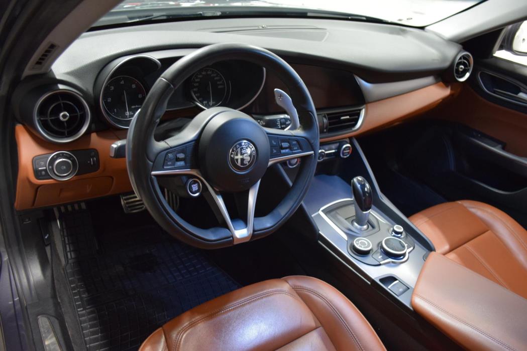 ALFA ROMEO Giulia 2016