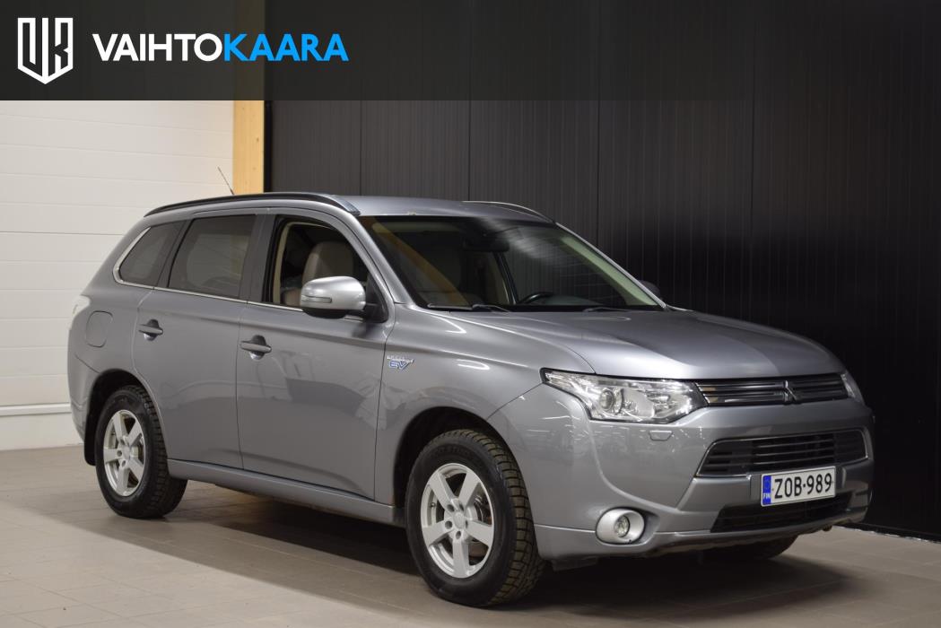 MITSUBISHI Outlander PHEV 2015