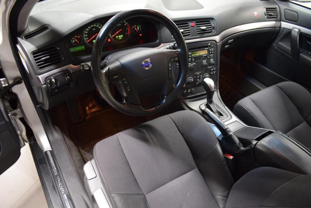 VOLVO S80 2003