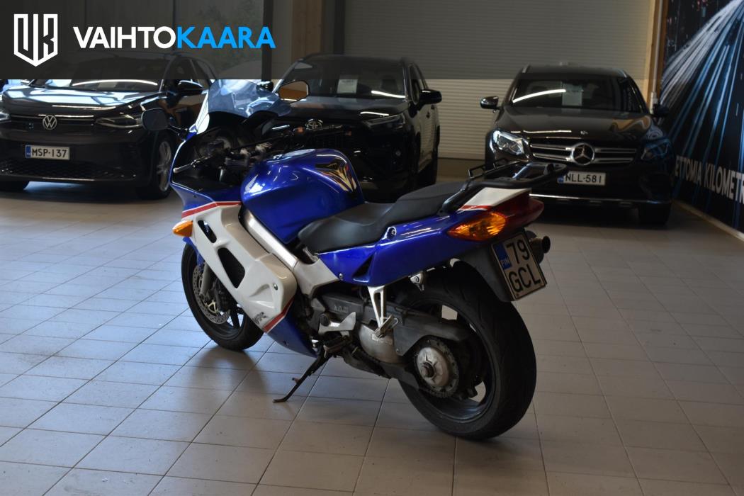 HONDA VFR 2001